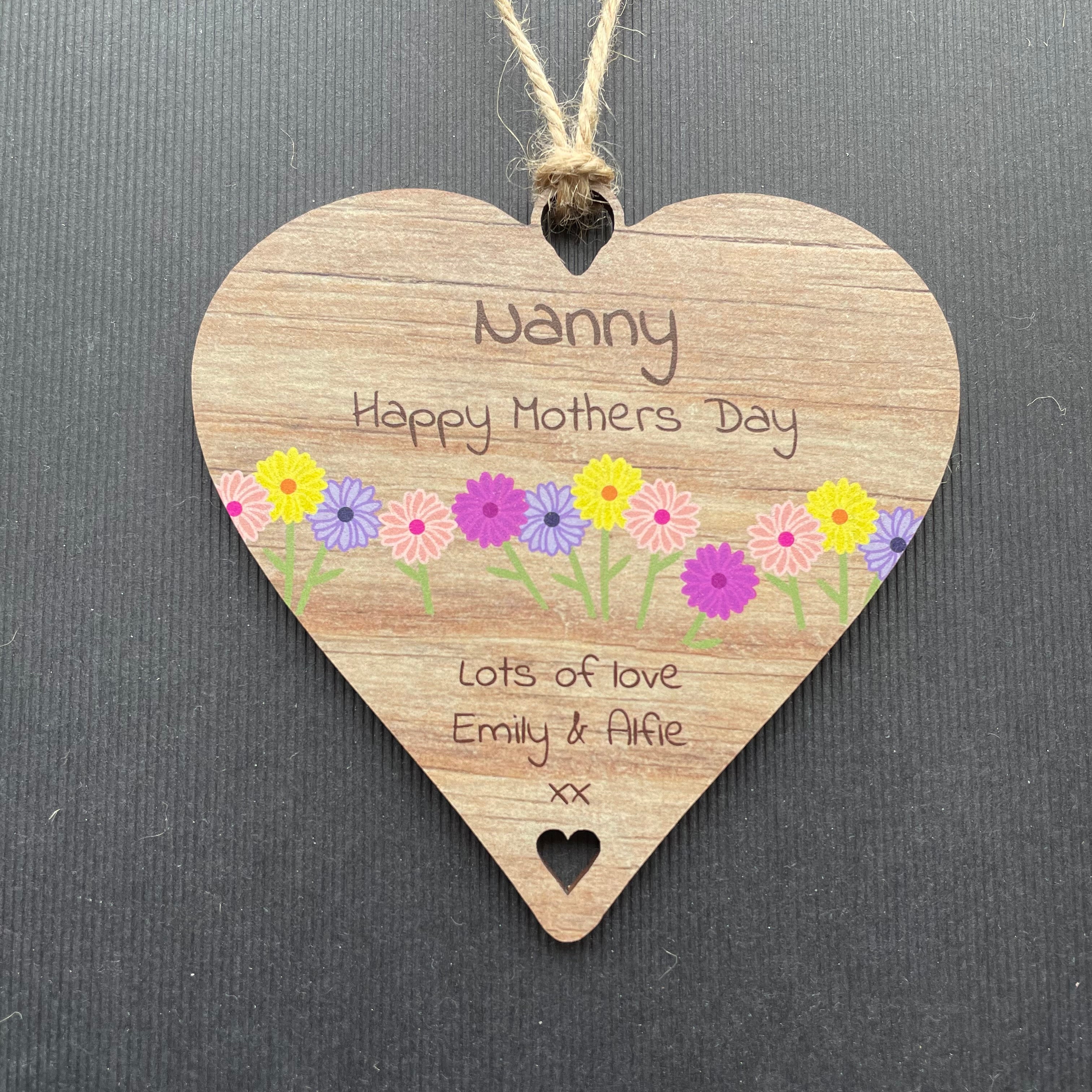 Personalised Gifts for Her Floral Heart: Mum, Grandma, Friend, Wife - 10cm Heart